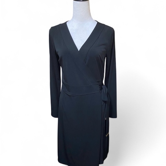 Thalia Sodi Dresses & Skirts - Thalia Sodi  True Wrap Dress